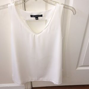 Sleeveless blouse